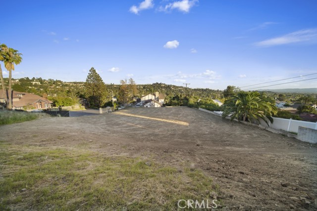 Detail Gallery Image 10 of 18 For 19352 Lemon Hill, Santa Ana,  CA 92705 - – Beds | – Baths