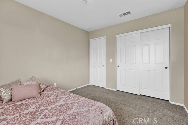 10562 Chevron Court, Adelanto CA: https://media.crmls.org/medias/16800c4e-b269-4fe8-a112-5426145adace.jpg