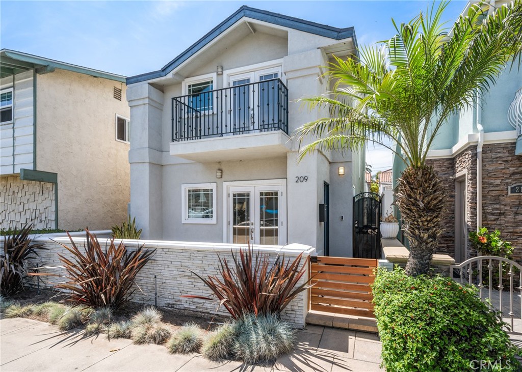 209 7th Street
