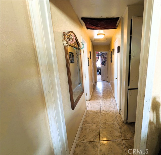 14136 Osage Road, Apple Valley CA: https://media.crmls.org/medias/1680ddf4-7f0f-48ef-9b55-9e4691445295.jpg