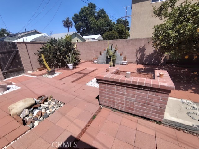 637 E 76th Place, Los Angeles, California 90001, 2 Bedrooms Bedrooms, ,1 BathroomBathrooms,Residential,For Sale,637 E 76th Place,CRPW24034765