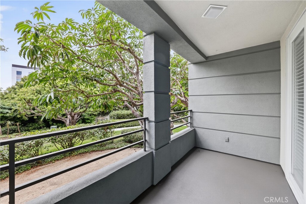 16816219 316f 432d 8101 53aaf89dc5e1