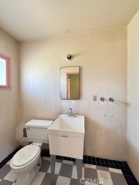 Detail Gallery Image 13 of 22 For 5651 Babb Ave, Riverside,  CA 92503 - 3 Beds | 1/1 Baths