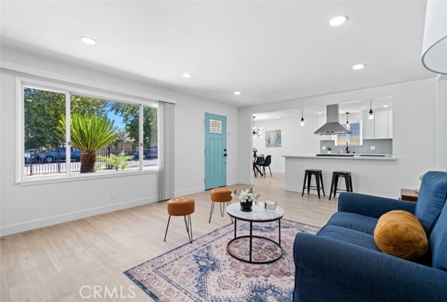 Detail Gallery Image 11 of 42 For 139 N Tahquitz, Hemet,  CA 92543 - 3 Beds | 2/1 Baths