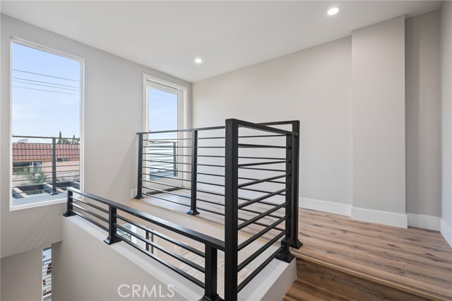 2321 Vanderbilt Lane, Redondo Beach, California 90278, 6 Bedrooms Bedrooms, ,2 BathroomsBathrooms,Residential,Sold,Vanderbilt,CV20231019