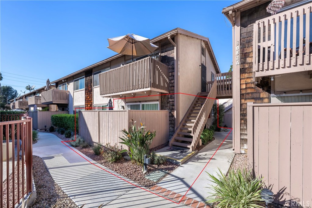 1082 Cabrillo Park #A