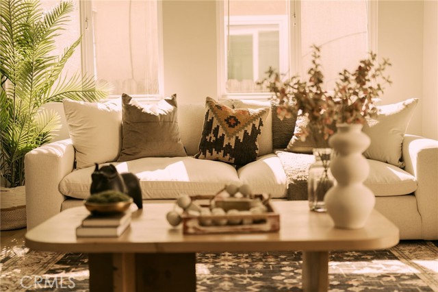 Image 18 of 64 For 1319 Kornblum Avenue