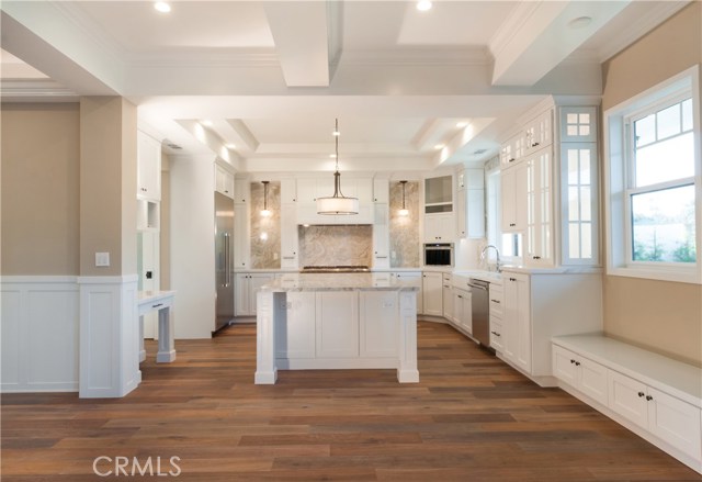 1401 Lynngrove Drive, Manhattan Beach, California 90266, 5 Bedrooms Bedrooms, ,5 BathroomsBathrooms,Residential,Sold,Lynngrove,SB17035435