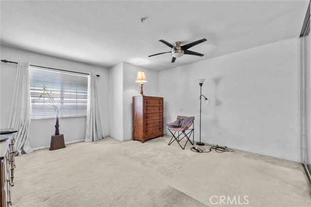 Detail Gallery Image 26 of 39 For 5762 Pine Valley, Fontana,  CA 92336 - 3 Beds | 2/1 Baths