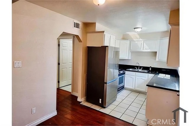 Detail Gallery Image 9 of 12 For 12916 Bloomfield, Norwalk,  CA 90650 - 5 Beds | 2 Baths