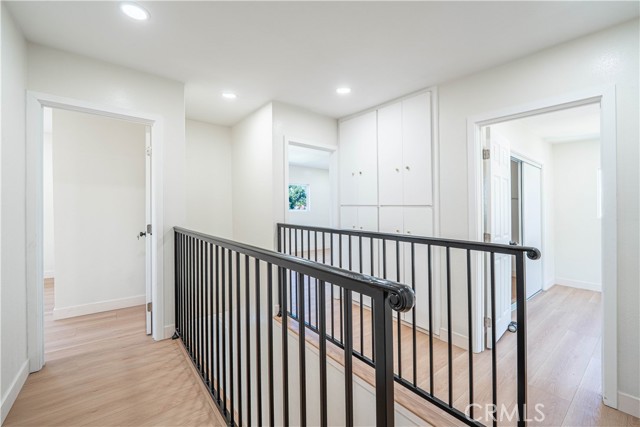 Detail Gallery Image 15 of 31 For 3510 Slayton St, Hawthorne,  CA 90250 - 5 Beds | 5 Baths