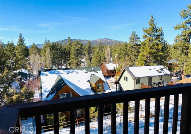 Detail Gallery Image 23 of 24 For 512 Vista Ln, Big Bear Lake,  CA 92315 - 2 Beds | 2 Baths