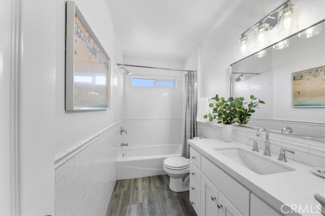 Detail Gallery Image 18 of 29 For 1721 Goodman Ave, Redondo Beach,  CA 90278 - 3 Beds | 2/1 Baths