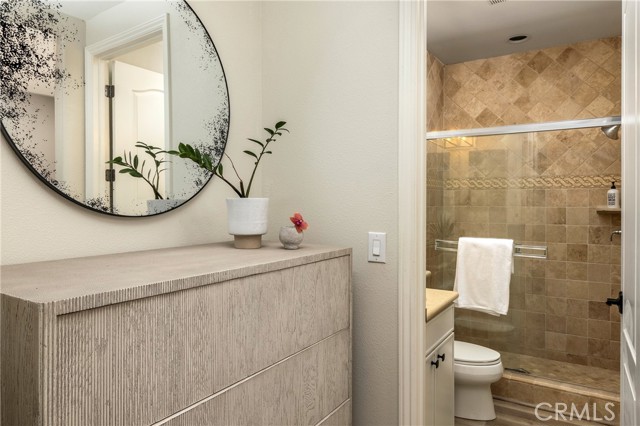 Detail Gallery Image 11 of 47 For 46 Woods Trail, Irvine,  CA 92603 - 5 Beds | 4/1 Baths