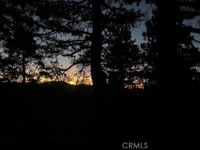 Detail Gallery Image 37 of 40 For 1215 Scenic Way, Rimforest,  CA 92378 - 3 Beds | 2/1 Baths