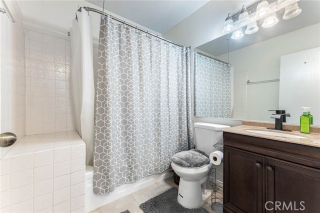 Detail Gallery Image 25 of 33 For 9906 Owensmouth Ave #16,  Chatsworth,  CA 91311 - 3 Beds | 3 Baths