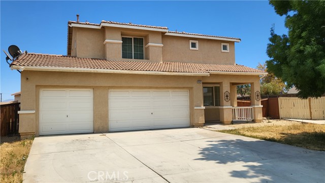 Detail Gallery Image 1 of 1 For 8525 Wagon Wheel Ct, Hesperia,  CA 92344 - 3 Beds | 2 Baths