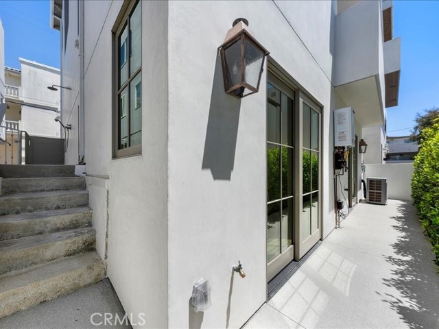 Detail Gallery Image 59 of 61 For 505 Bayview Dr, Manhattan Beach,  CA 90266 - 3 Beds | 3/1 Baths