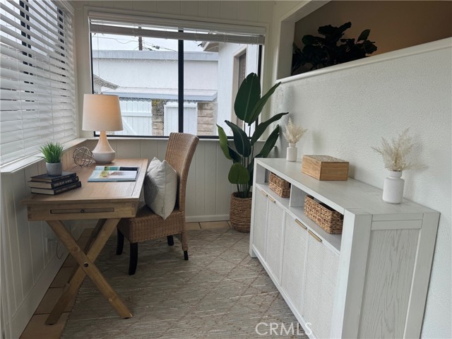 Detail Gallery Image 4 of 11 For 2505 W 168th, Torrance,  CA 90504 - 3 Beds | 2 Baths