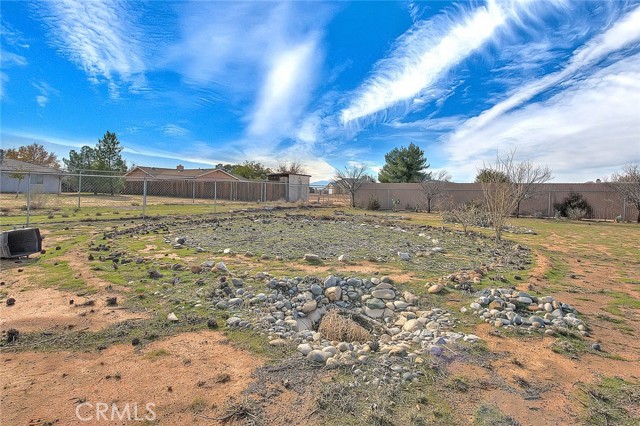 Detail Gallery Image 20 of 21 For 22133 Thunderbird, Apple Valley,  CA 92307 - 2 Beds | 1 Baths