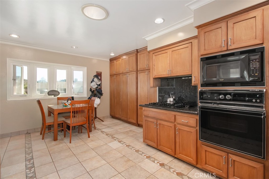 MLS #SR25262437 image #4