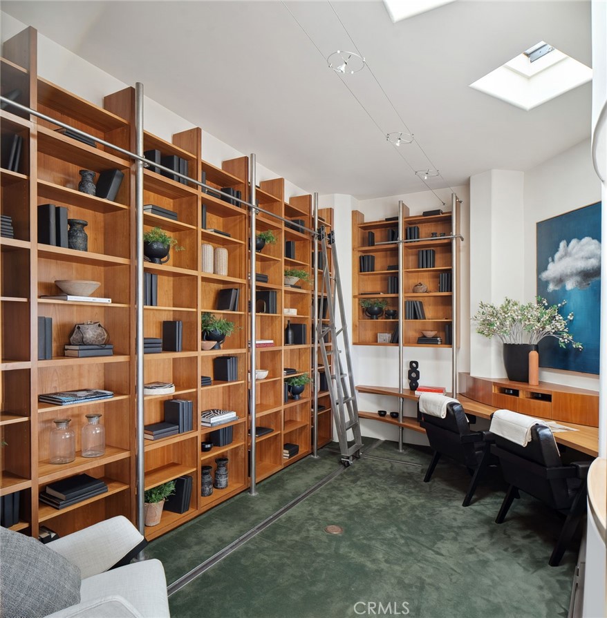 3858 Buena Park DriveStudio City img 1