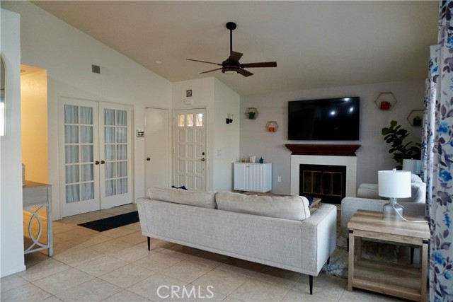 42297 Sultan Avenue, Palm Desert CA: https://media.crmls.org/medias/1689b5bb-3c40-430e-9277-aae678cf32ab.jpg