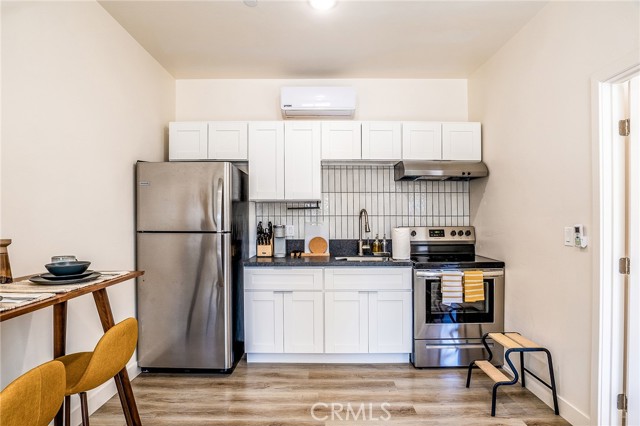 348 & 350 27th Street, San Diego CA: https://media.crmls.org/medias/168a341a-9770-4077-ba2a-43dcdae937ab.jpg