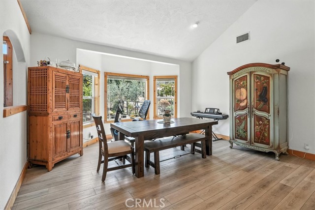 Detail Gallery Image 14 of 61 For 31364 Quartz Mountain Rd, Coarsegold,  CA 93614 - 4 Beds | 3 Baths