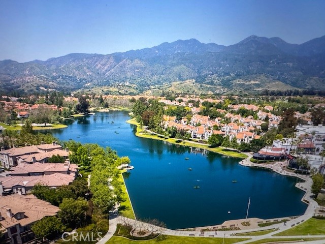 2 Via Pariente, Rancho Santa Margarita CA: https://media.crmls.org/medias/168b2c6d-04a7-4b68-bc3d-20f515ad8f08.jpg