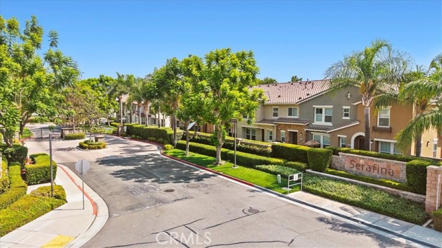 12533 Cipriano Lane, Eastvale CA: https://media.crmls.org/medias/168bd39d-9ef3-442b-86e6-f5b75ac4e87e.jpg
