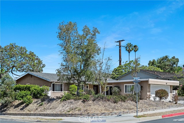 28855 Cedarbluff Drive, Rancho Palos Verdes CA: https://media.crmls.org/medias/168c4d83-d23c-49f4-a2a3-292297f99087.jpg