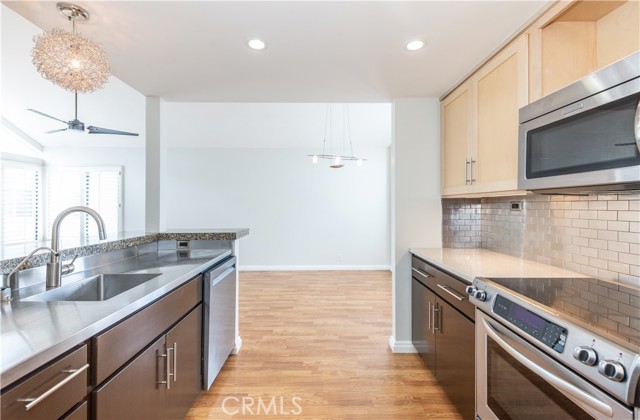 Detail Gallery Image 5 of 24 For 74 Remington, Irvine,  CA 92620 - 2 Beds | 2 Baths