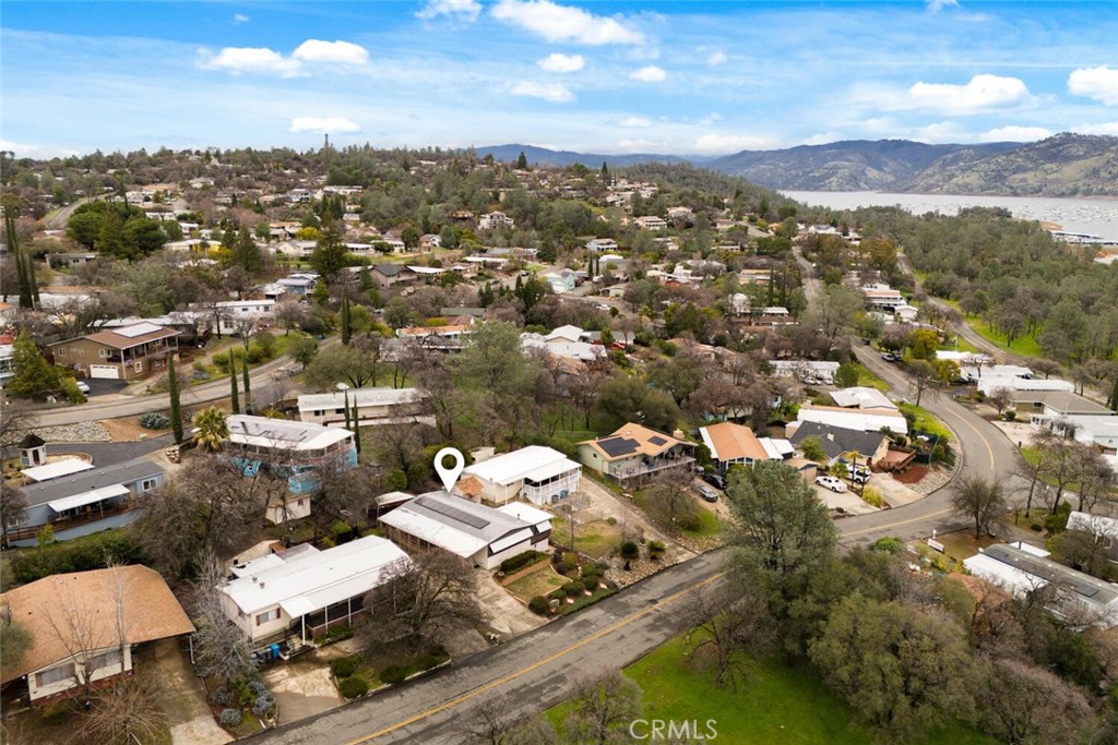https://media.crmls.org/medias/168ca905-53f4-455a-b15a-64b20af645b6.jpg?preset=X-Large