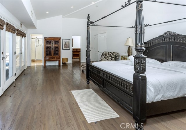 Detail Gallery Image 13 of 27 For 4343 Shadyglade Ave, Studio City,  CA 91604 - 4 Beds | 5 Baths
