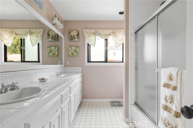 632 26th Street, Manhattan Beach, California 90266, 4 Bedrooms Bedrooms, ,4 BathroomsBathrooms,Residential,Sold,26th,SB22152770