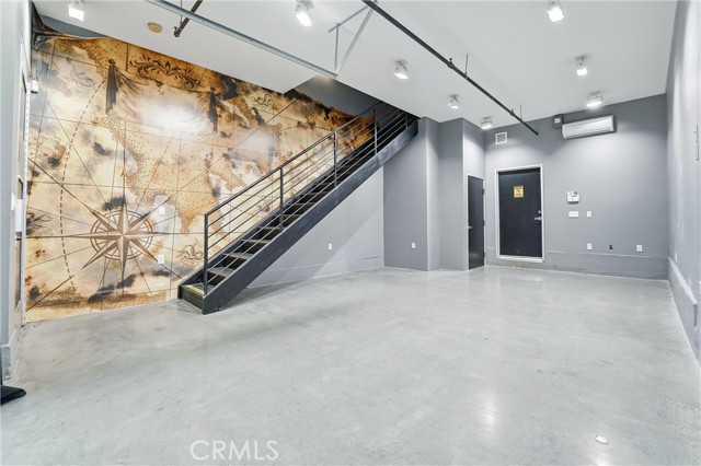 Detail Gallery Image 5 of 29 For 911 E Santa Ana, Santa Ana,  CA 92701 - 1 Beds | 2/1 Baths