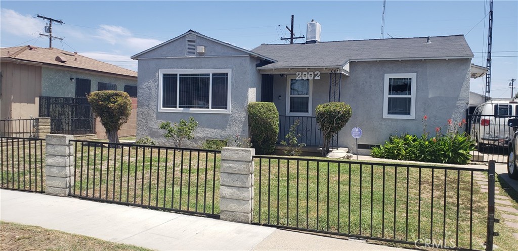 2002 N Salinas Avenue