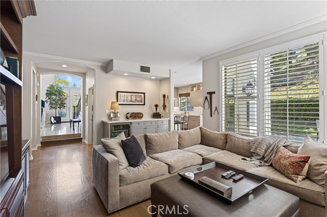 24255 Hillhurst photo 16
