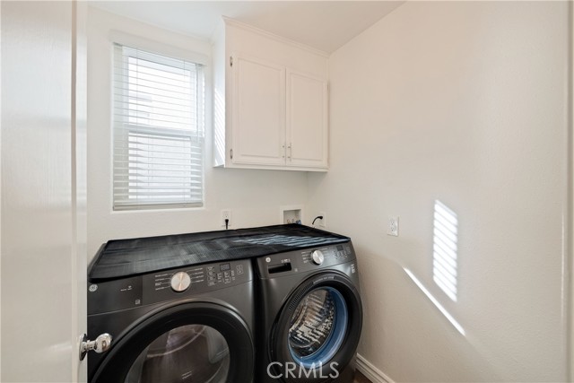 Detail Gallery Image 22 of 56 For 1707 Marshallfield #B,  Redondo Beach,  CA 90278 - 3 Beds | 3 Baths