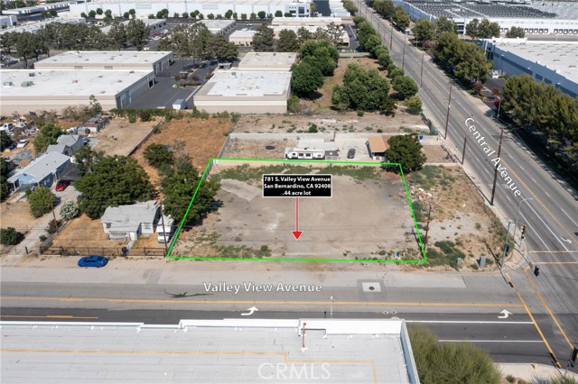 781 S Valley View Avenue, San Bernardino CA: https://media.crmls.org/medias/168e75a2-6f32-48b0-a460-70b33398876d.jpg