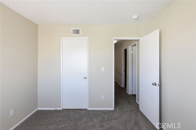 Detail Gallery Image 37 of 59 For 3152 Hampton, Palmdale,  CA 93551 - 3 Beds | 3 Baths