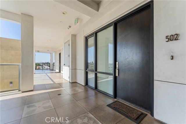 Detail Gallery Image 4 of 24 For 210 N Monterey St #502,  Alhambra,  CA 91801 - 1 Beds | 2 Baths