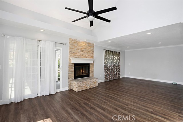 Detail Gallery Image 17 of 39 For 470 Annette Pl, Corona,  CA 92879 - 6 Beds | 2/1 Baths