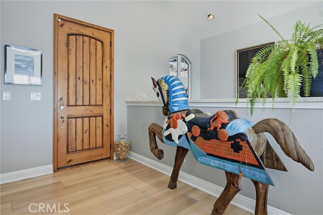 Image 4 of 72 For 18530 Glenwood Rd.