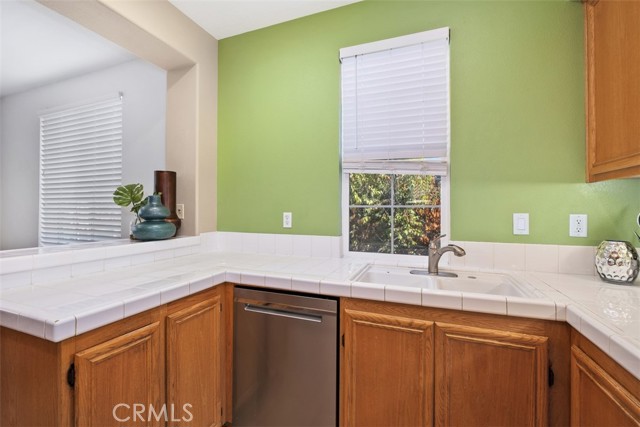 Detail Gallery Image 12 of 68 For 30 Lansdale Ct, Ladera Ranch,  CA 92694 - 3 Beds | 2/1 Baths