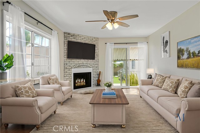 Detail Gallery Image 12 of 45 For 11290 Ivy Pl, Los Angeles,  CA 90064 - 3 Beds | 2 Baths