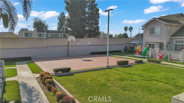 Detail Gallery Image 28 of 30 For 820 W Compton #20,  Compton,  CA 90220 - 3 Beds | 2/1 Baths