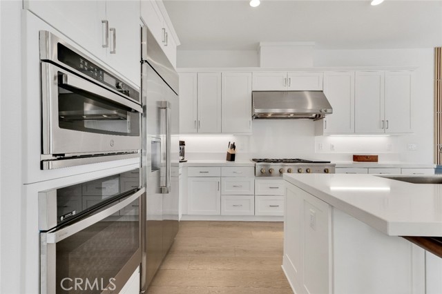 Detail Gallery Image 11 of 53 For 26712 Afton Ln, Valencia,  CA 91381 - 4 Beds | 3/1 Baths