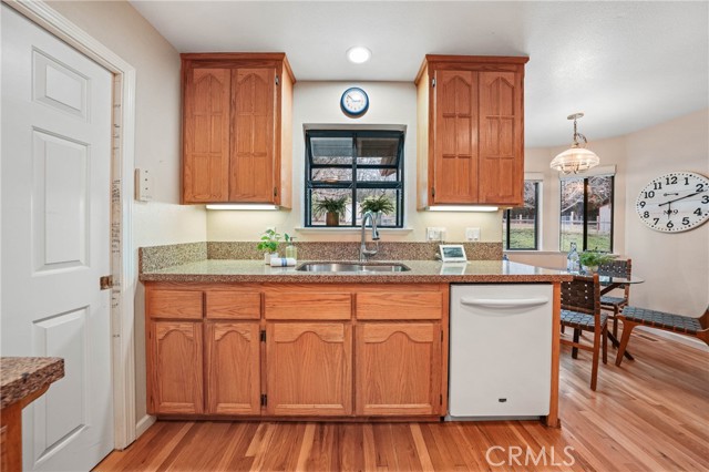 Detail Gallery Image 17 of 74 For 8700 Red Hills Rd, Kelseyville,  CA 95451 - 5 Beds | 3 Baths